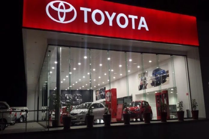 toyota-696x464