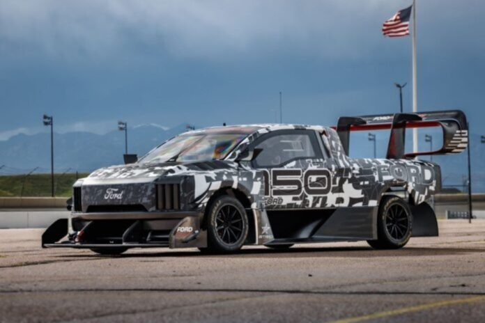 SuperTruckCamoReveal-696x464