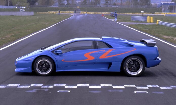 Lamborghini-Diablo-35-anos_35